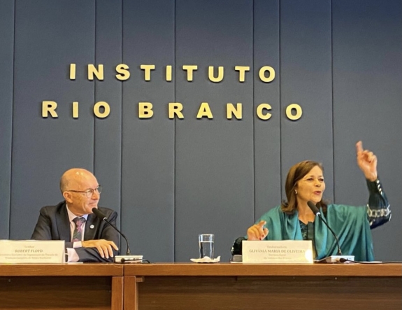 Floyd engages in a discussion with Ambassador Glivania Maria de Oliveira, Director General of the Rio Branco Institute