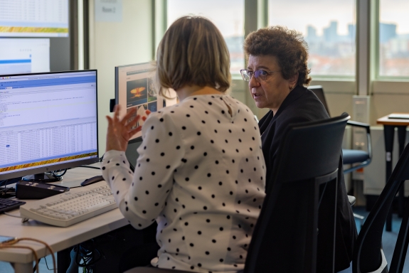 Analysts at work in International Data Centre (IDC) Operations Centre