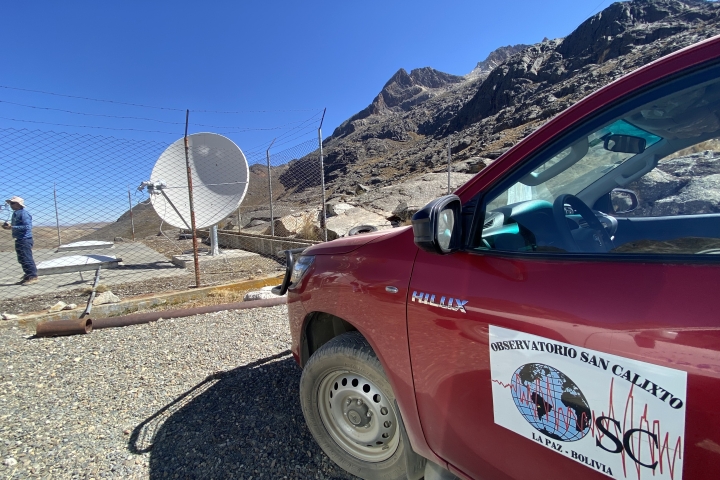 Primary seismic station PS06, La Paz, Bolivia